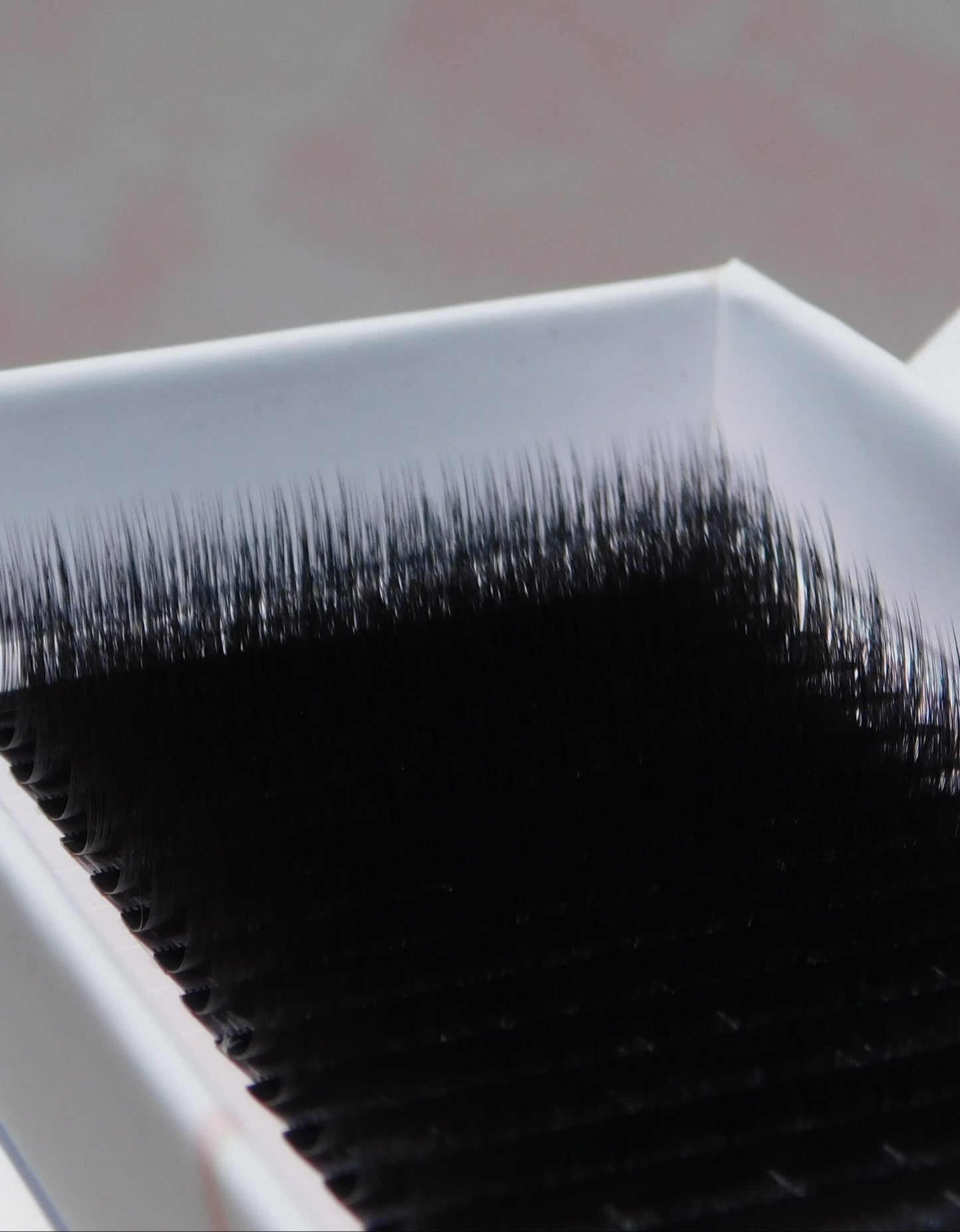 Madison Brooke Pro Wispy Cashmere CC CURL 0.05 Black