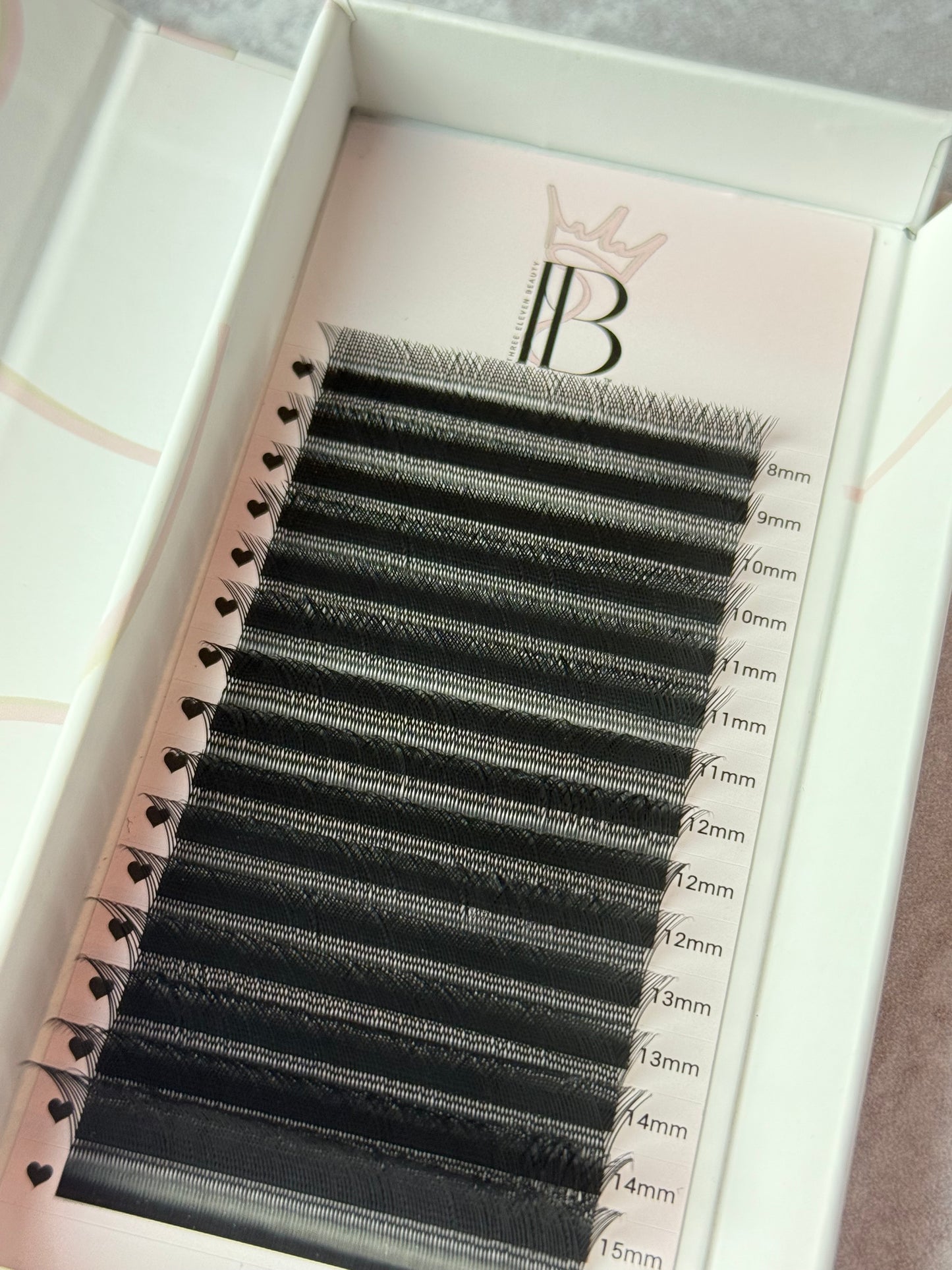 YY Pro Specialty Lashes
